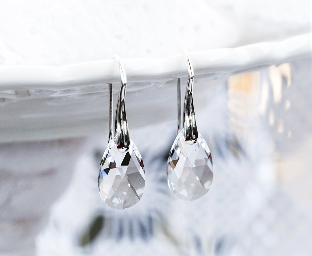 769 – Green SWAROVSKI Teardrop crystal earrings gold Minimalist bridal earrings 769 c 2827