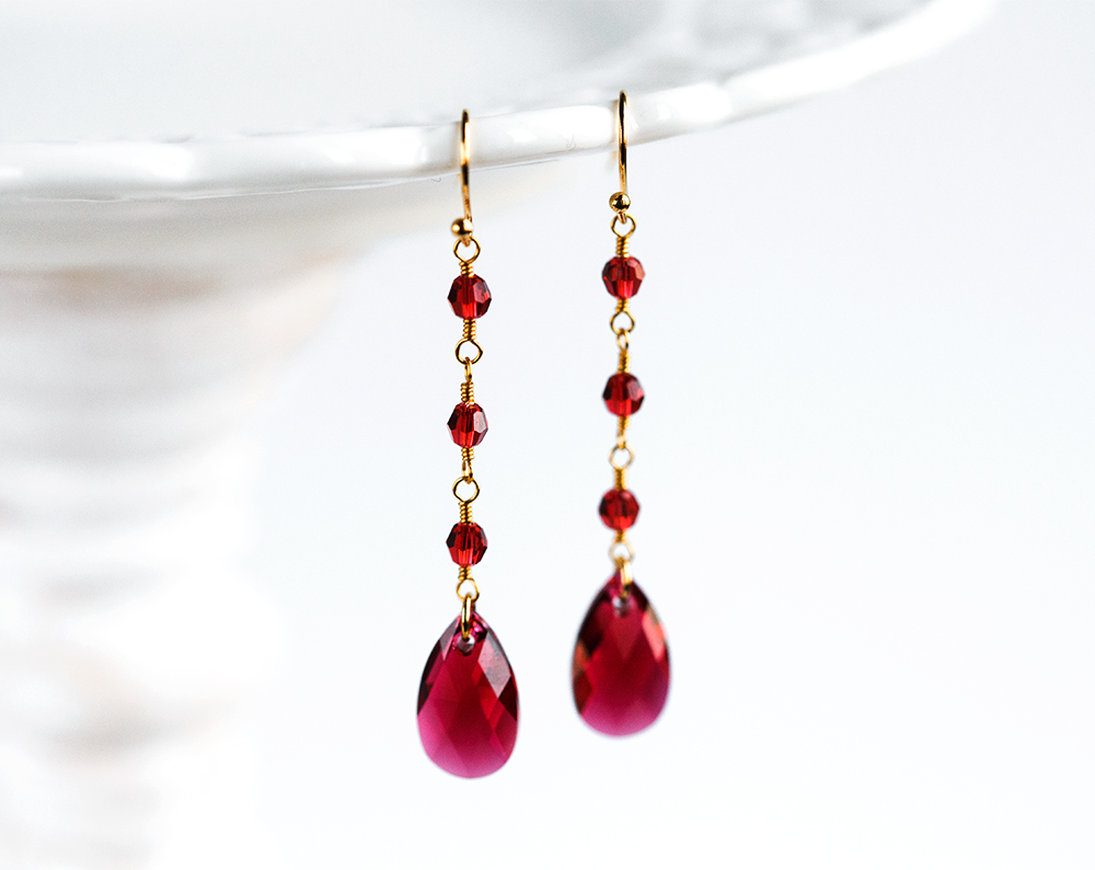 846 – Red Swarovski long tear drop crystal earrings gold red crystals earrings