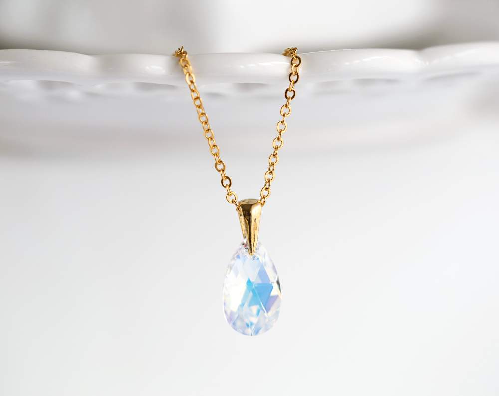 858 – Swarovski teardrop crystal gold necklace Drop SWAROVSKI pendant necklace Bridesmaid gift necklace 858 з лунный