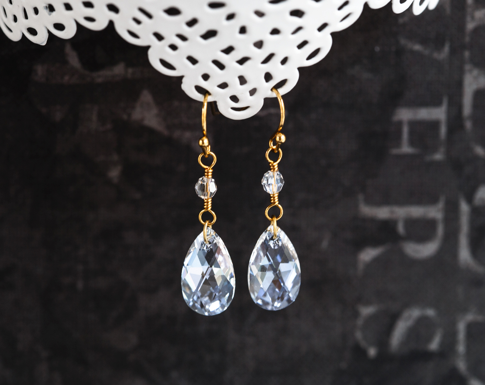 910 – Gold SWAROVSKI white crystal drop bridal earrings SWAROVSKI сrystals earrings