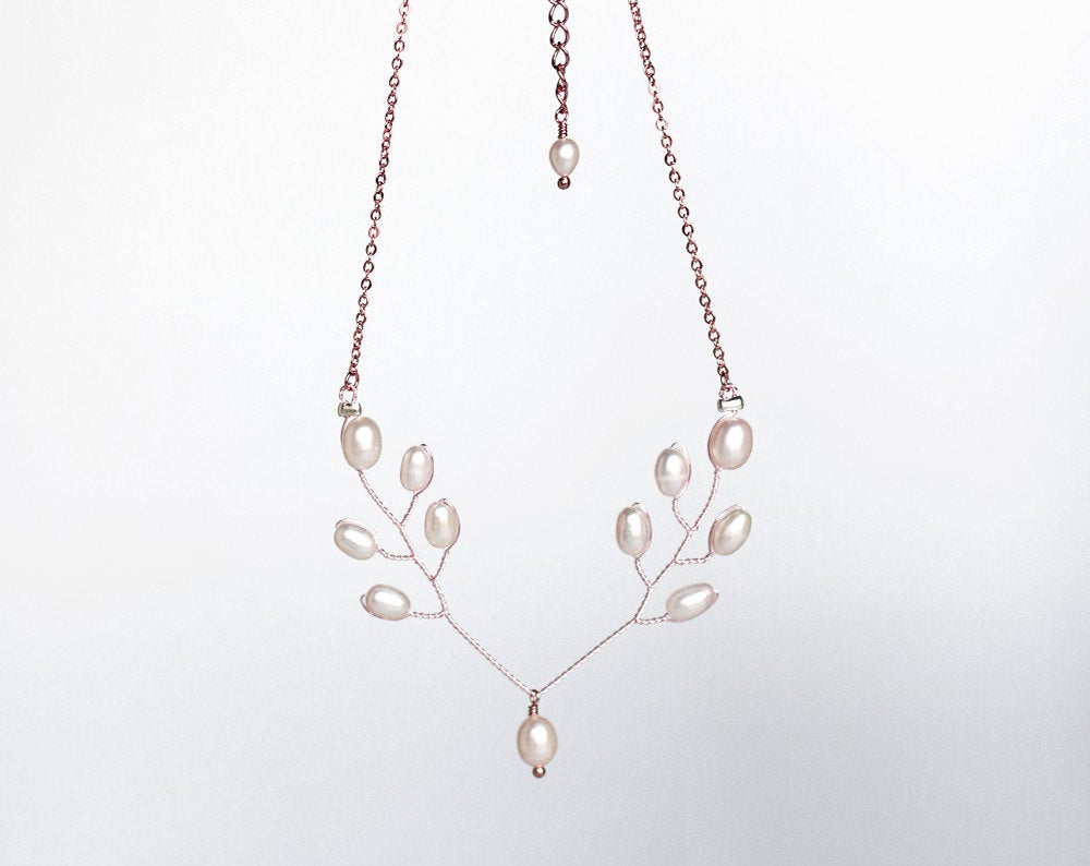 69 – Rose gold Pearls bridal necklace Wedding jewelry il fullxfull.1196828085 44v9