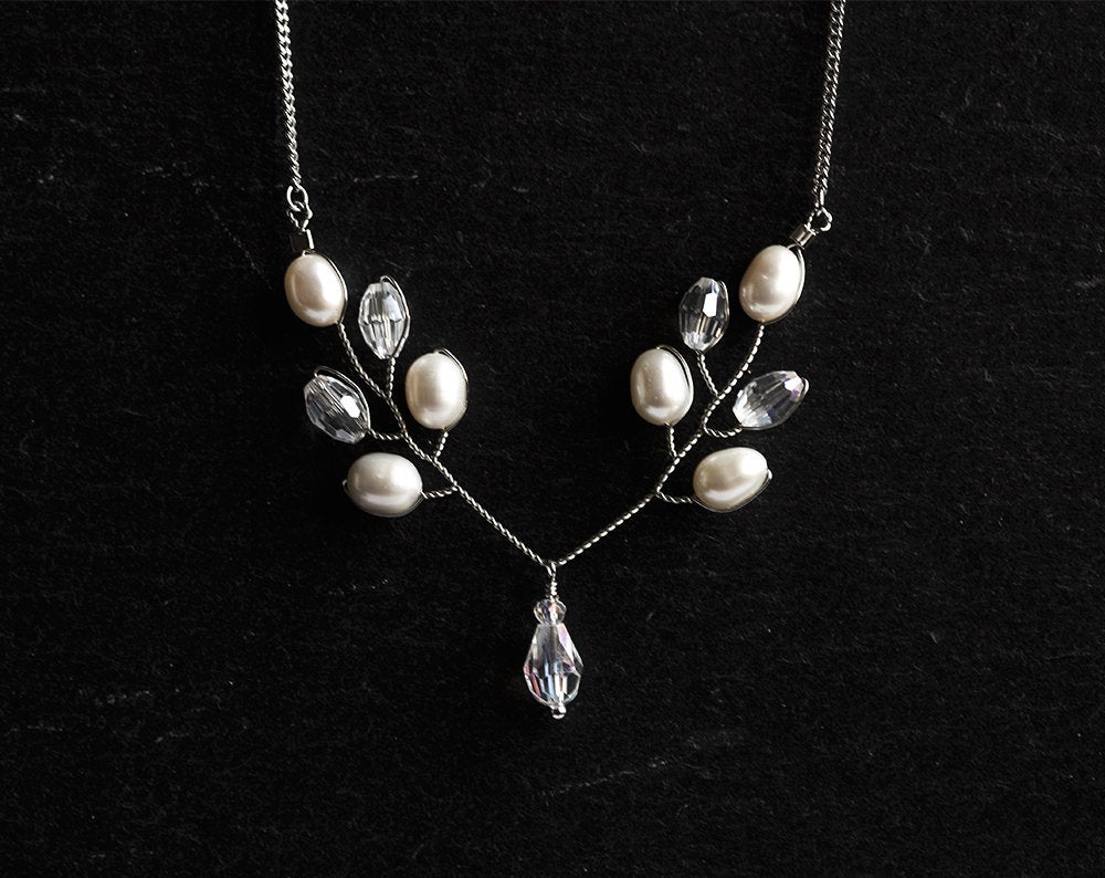 69 – Pearls bridal silver necklace Crystals wedding jewelry il fullxfull.1503603971 3eas