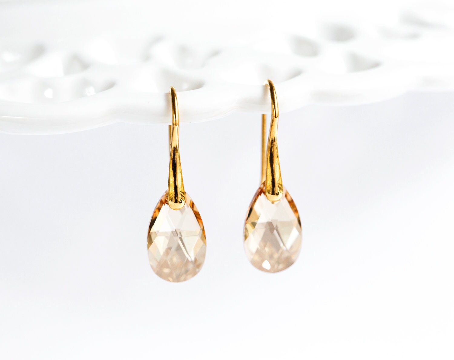 769 – Golden SWAROVSKI Teardrop crystal earrings gold Minimalist bridal earrings il fullxfull.1668685770 tuqi