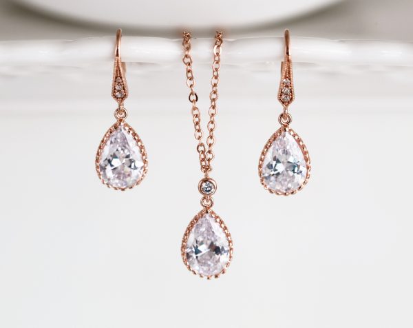 Rose gold bridal set