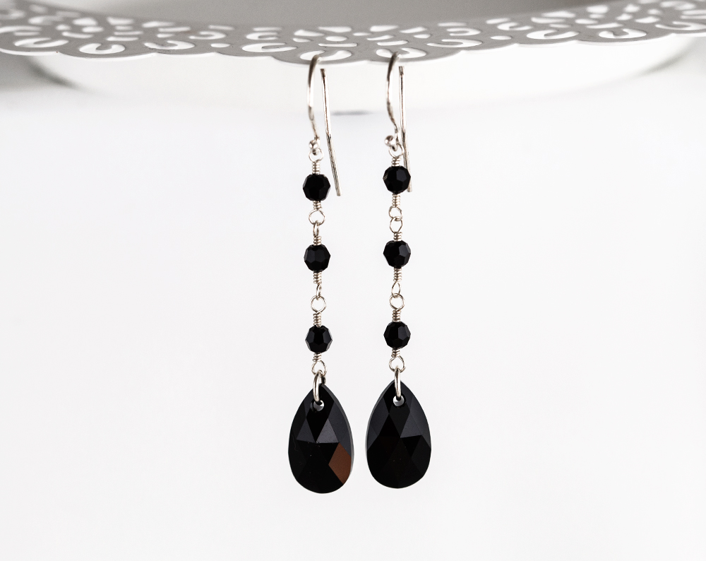 846 – Black Swarovski long tear drop crystal earrings silver Black sterling silver Swarovski Long Tear drop crystal earrings.