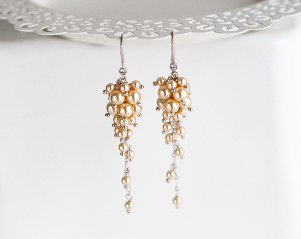 892 – Powder rose Long chandelier earrings Bridal Swarovski pearls earrings. Gold Long chandelier earrings Cluster Swarovski pearls bridal earrings.