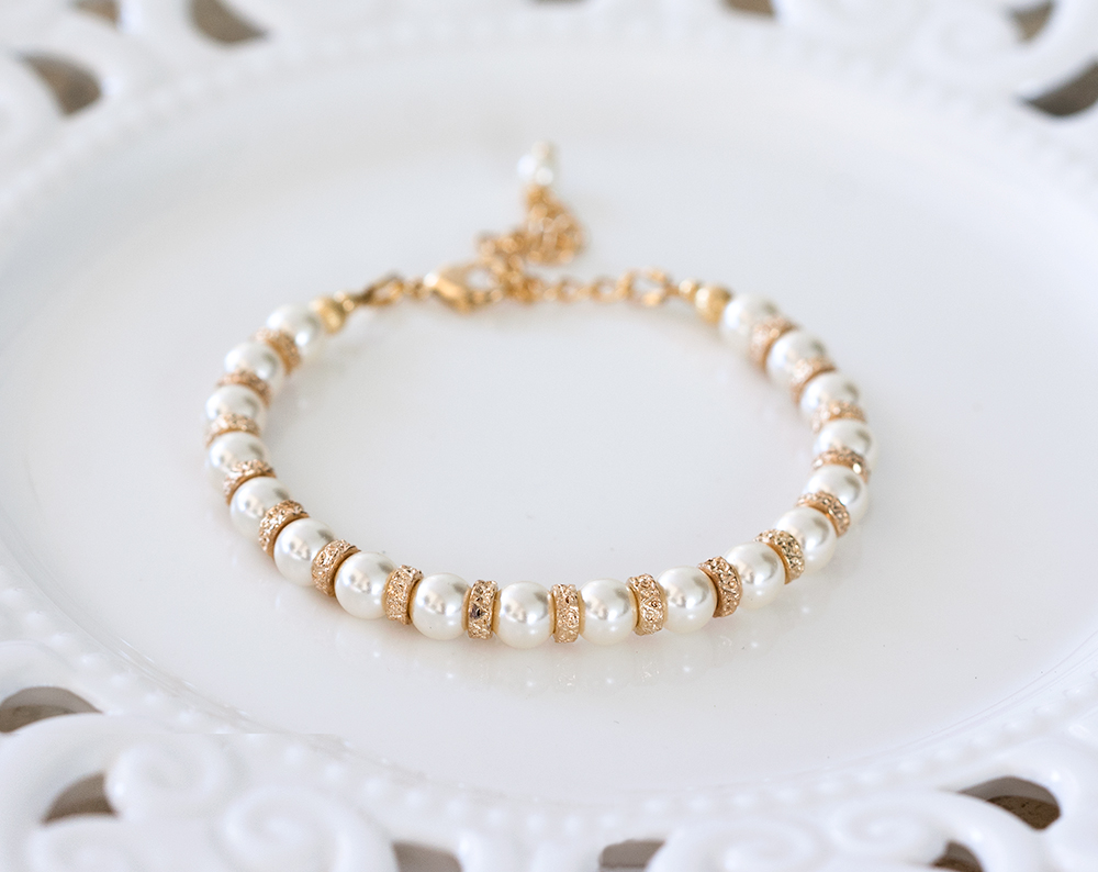 765 – White Pearls bracelet SWAROVSKI Bridal jewelry gold Pearls bridal bracelet