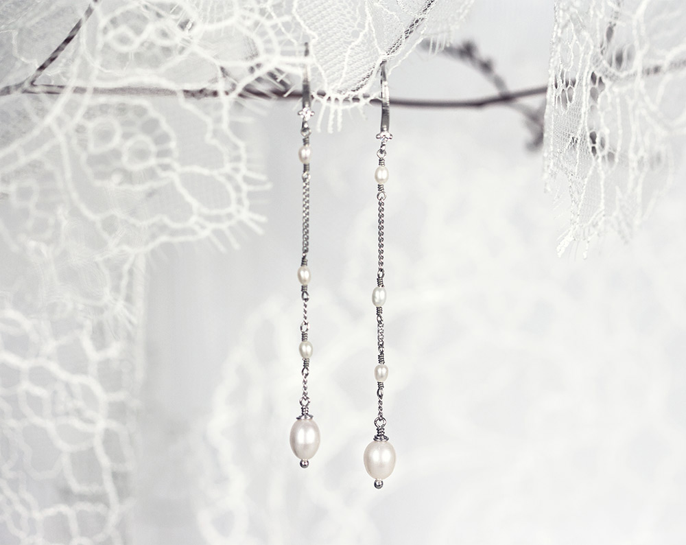 Silver pearl earrings Bridal dangle earrings Bridesmaid long earrings 635 Silver pearl long earrings